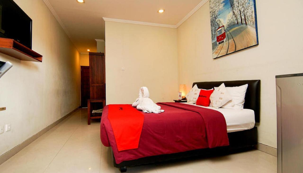 กูตา พาราไดซ์ 777 Hotel เลอกีอัน ภายนอก รูปภาพ