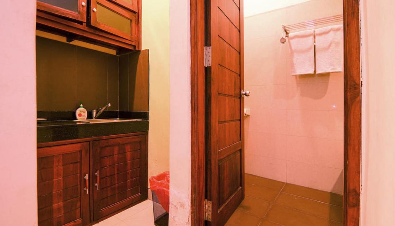 กูตา พาราไดซ์ 777 Hotel เลอกีอัน ภายนอก รูปภาพ